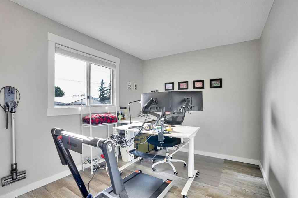 MLS® A2260942 - 403 72 Avenue NE in Huntington Hills Calgary, Residential