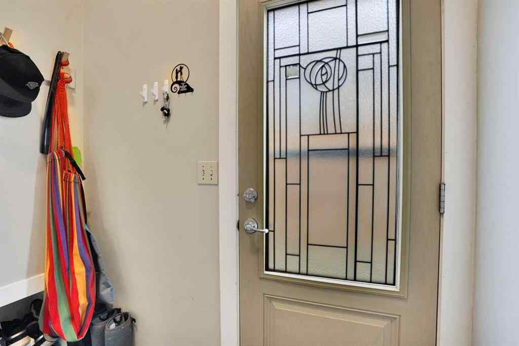 MLS® A2260942 - 403 72 Avenue NE in Huntington Hills Calgary, Residential