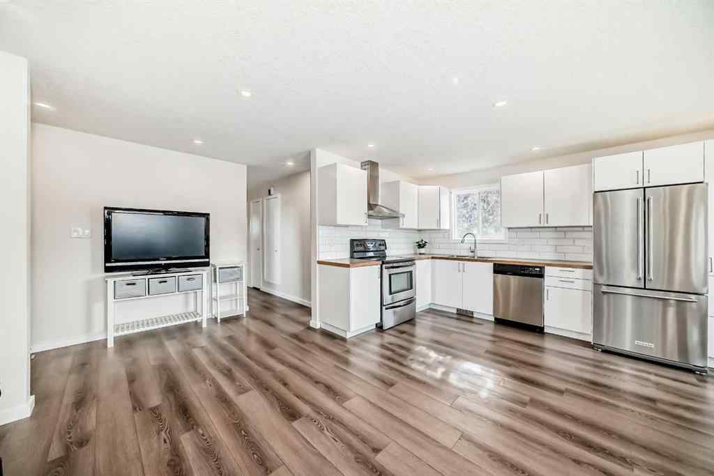 MLS® A2260952 - 48 Mardale Crescent NE in Marlborough Calgary, Residential