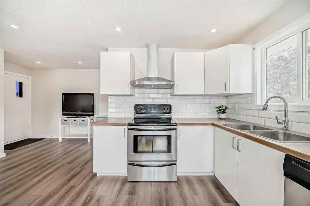 MLS® A2260952 - 48 Mardale Crescent NE in Marlborough Calgary, Residential