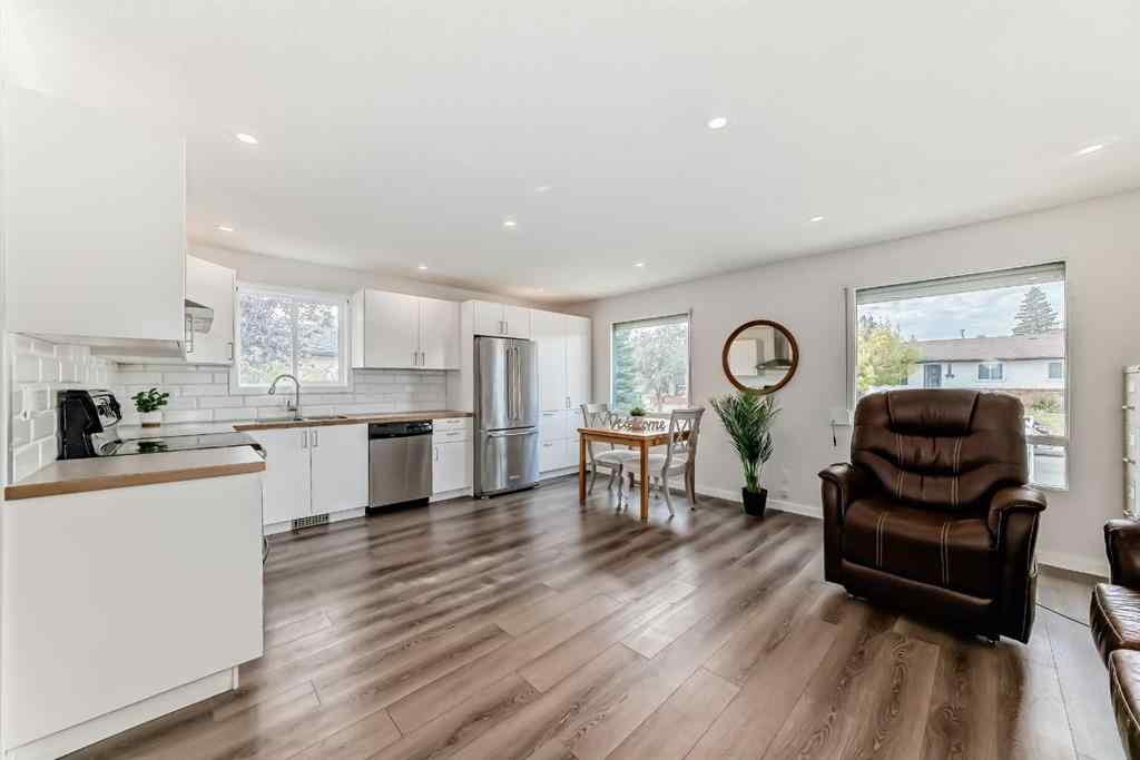 MLS® A2260952 - 48 Mardale Crescent NE in Marlborough Calgary, Residential