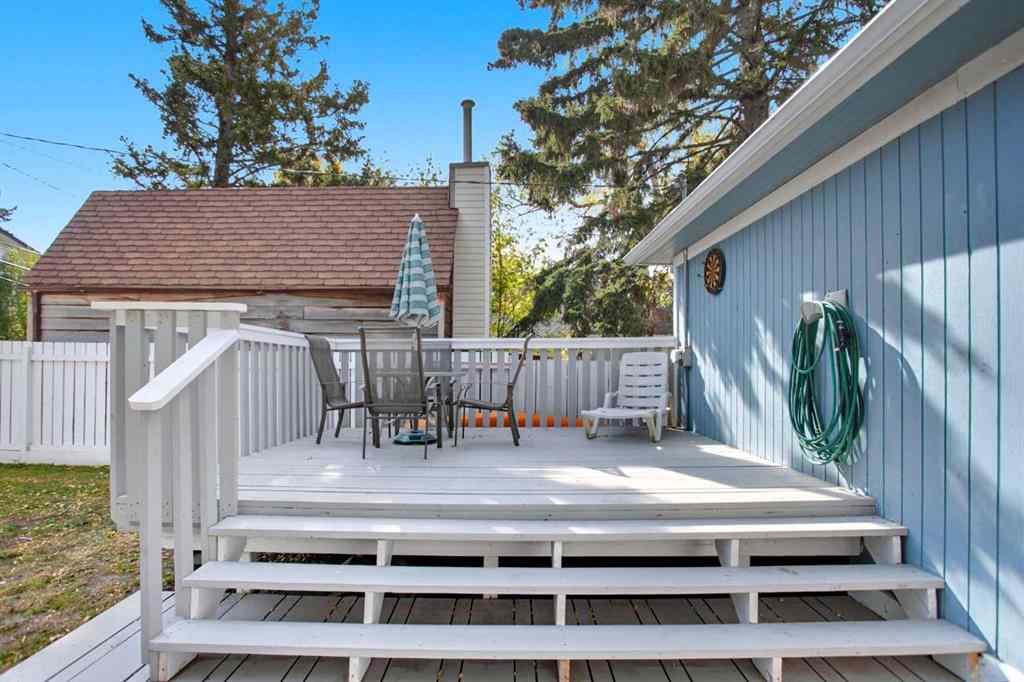 MLS® A2260955 - 1612 2A Street NW in Crescent Heights Calgary, Residential