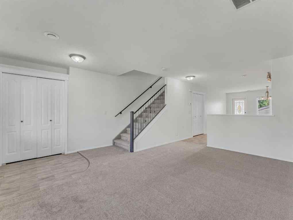 MLS® A2260957 - 425 Washington Way SE in River Flats Medicine Hat, Residential