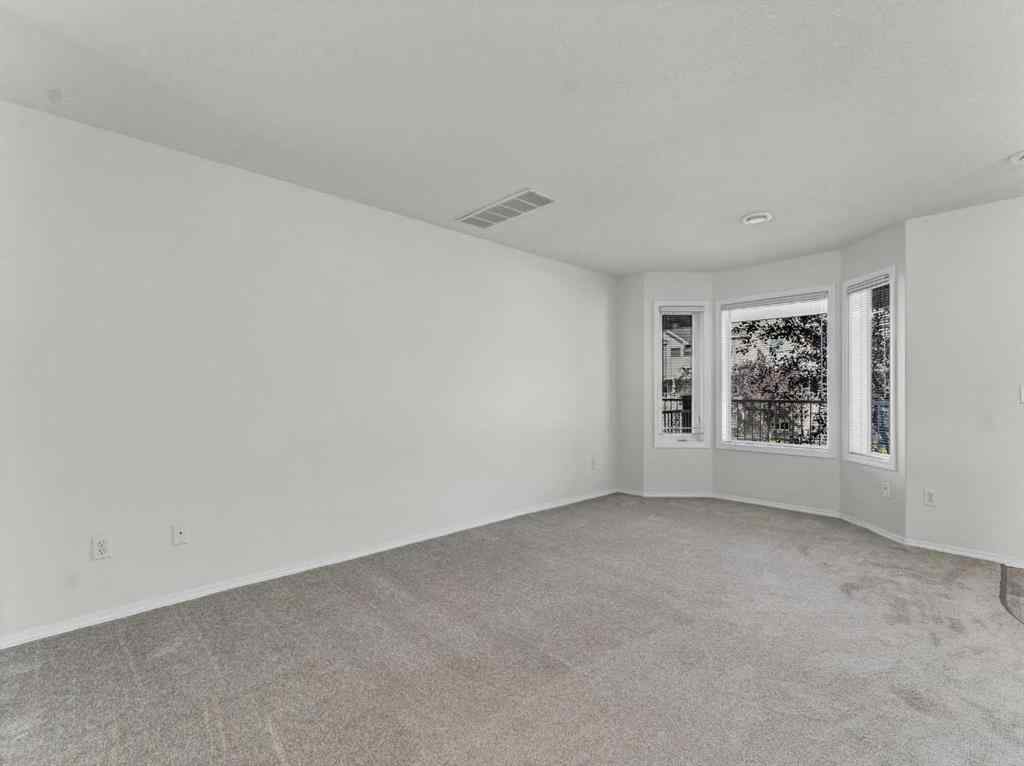 MLS® A2260957 - 425 Washington Way SE in River Flats Medicine Hat, Residential