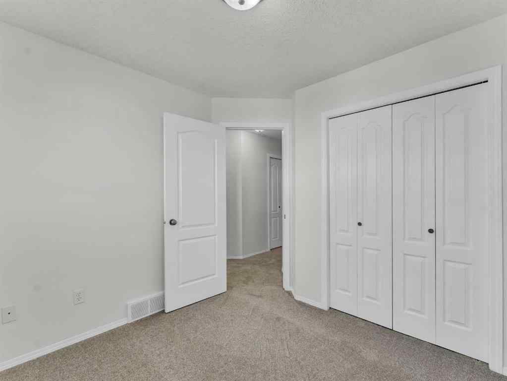 MLS® A2260957 - 425 Washington Way SE in River Flats Medicine Hat, Residential