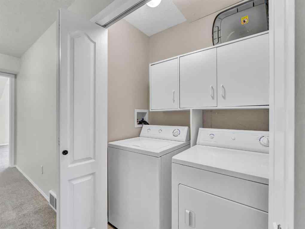 MLS® A2260957 - 425 Washington Way SE in River Flats Medicine Hat, Residential