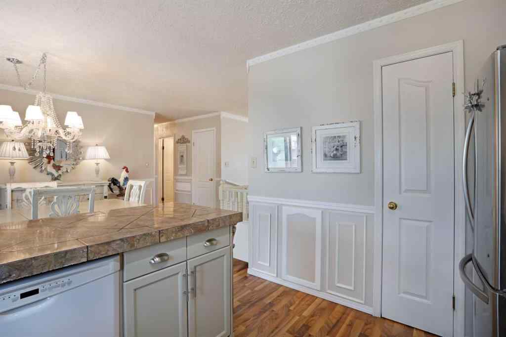 MLS® A2260959 - 719 Parkland Drive E in Parkland_BROO Brooks, Residential