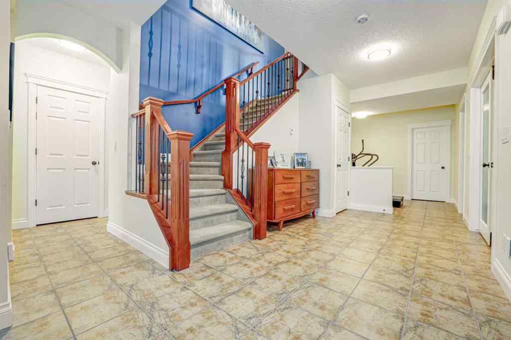 MLS® A2260965 - 462 Crystal Green Manor  in Crystal Green Okotoks, Residential