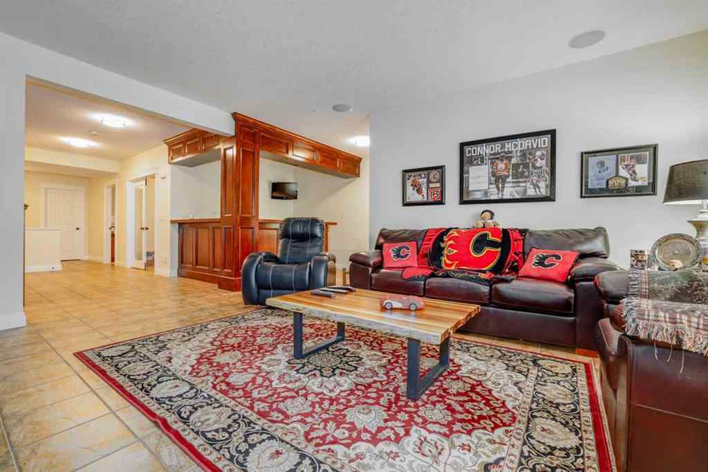 MLS® A2260965 - 462 Crystal Green Manor  in Crystal Green Okotoks, Residential