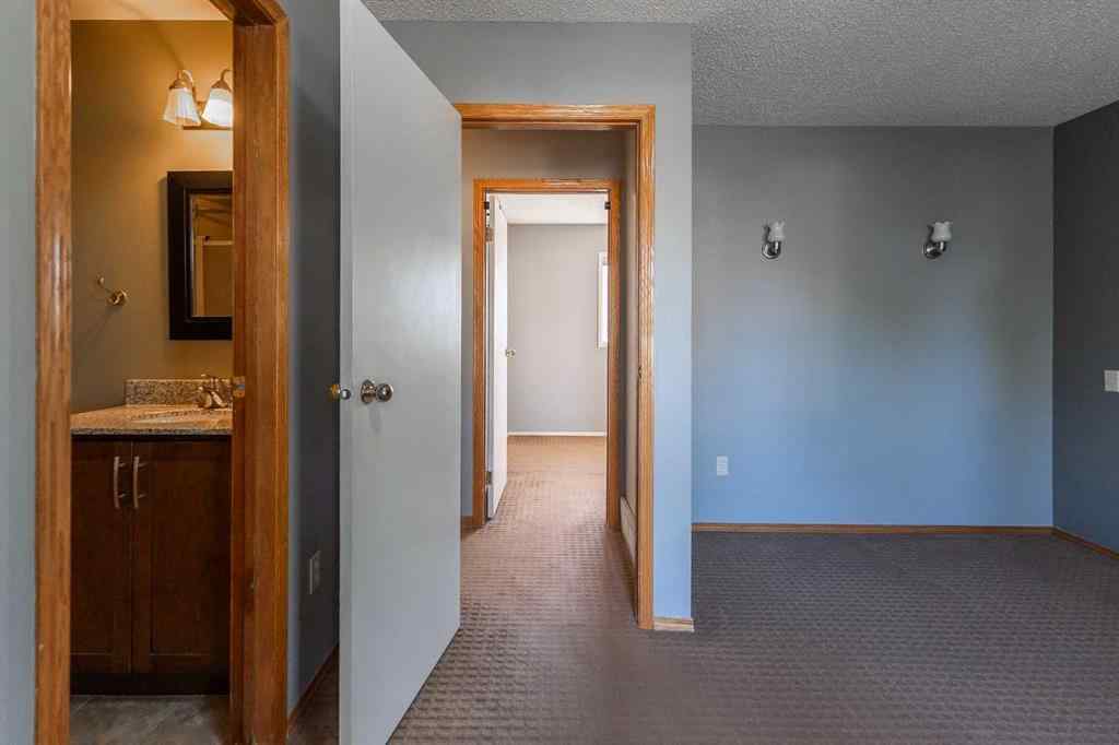 MLS® A2260966 - 897 Red Crow Boulevard W in Indian Battle Heights Lethbridge, Residential