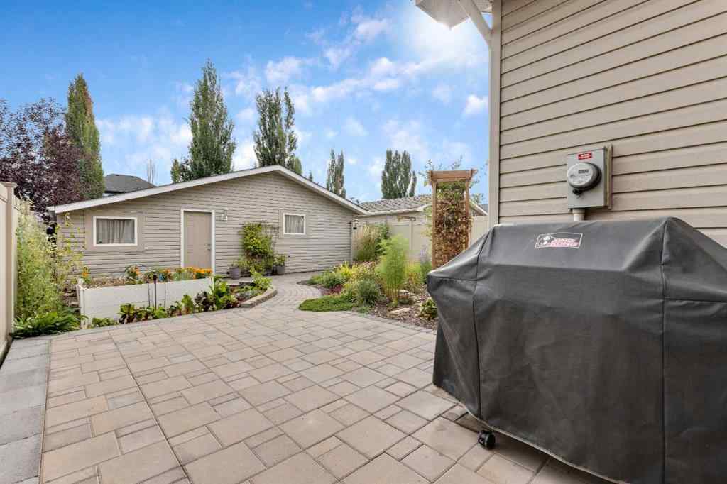 MLS® A2260976 - 466 Elgin Way SE in McKenzie Towne Calgary, Residential