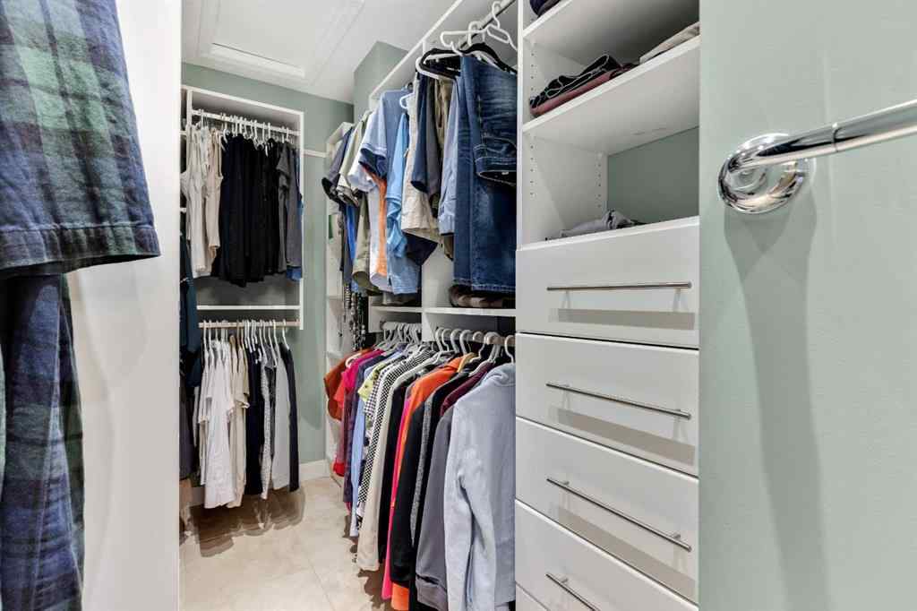 MLS® A2260976 - 466 Elgin Way SE in McKenzie Towne Calgary, Residential