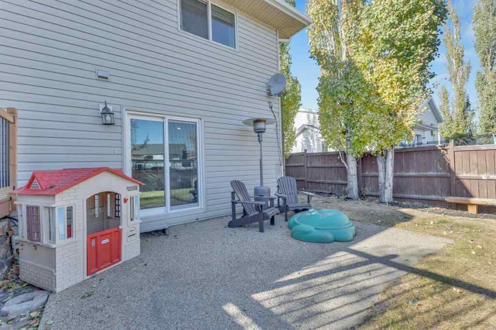 MLS® A2260977 - 16 Parson Drive  in Pierview Sylvan Lake, Residential