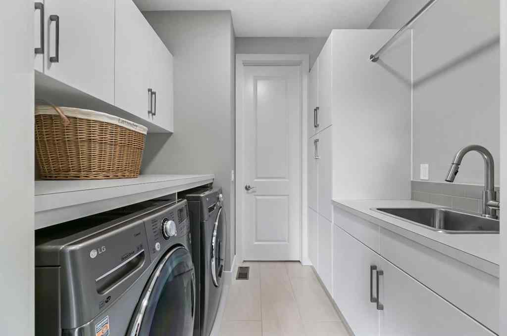 MLS® A2260980 - 25 Rock Lake Heights NW in Rocky Ridge Calgary, Residential