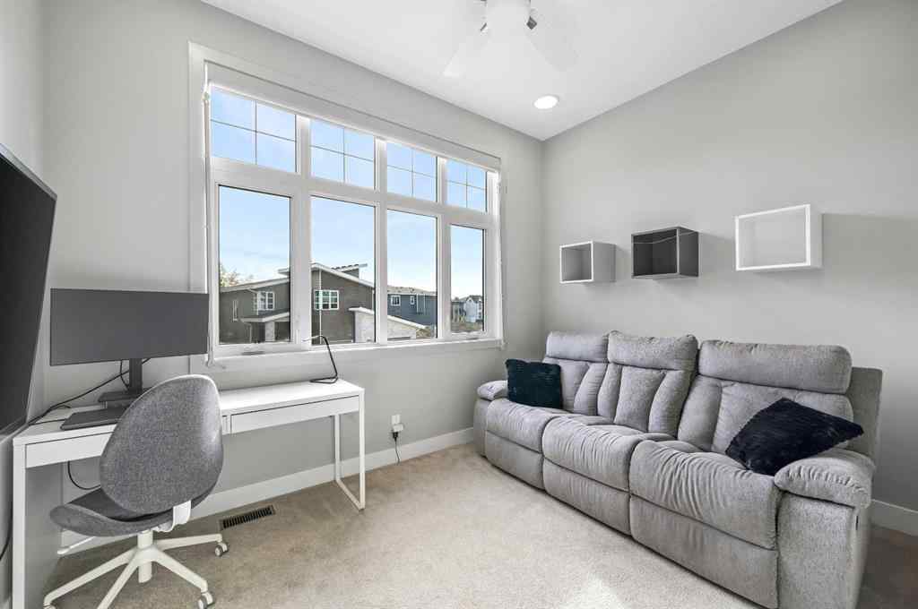 MLS® A2260980 - 25 Rock Lake Heights NW in Rocky Ridge Calgary, Residential