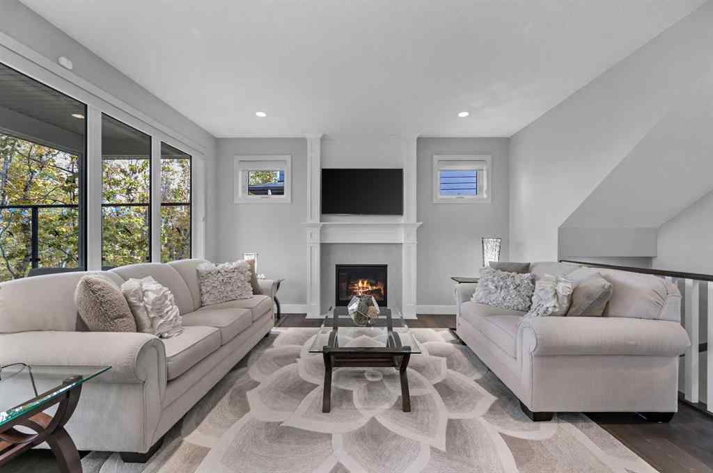 MLS® A2260980 - 25 Rock Lake Heights NW in Rocky Ridge Calgary, Residential