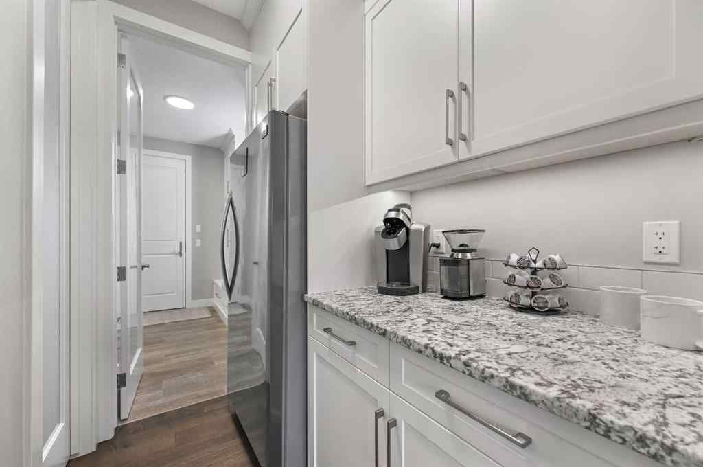 MLS® A2260980 - 25 Rock Lake Heights NW in Rocky Ridge Calgary, Residential