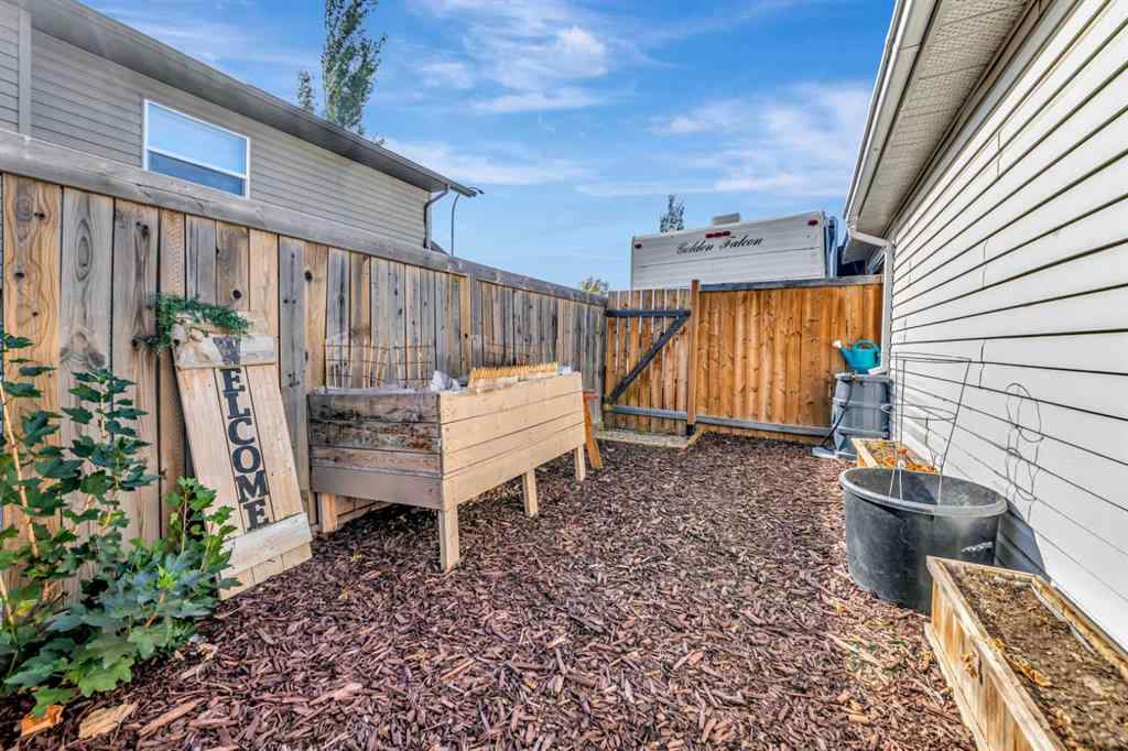MLS® A2260981 - 4905 21 Street  in Wallacefield Lloydminster, Residential