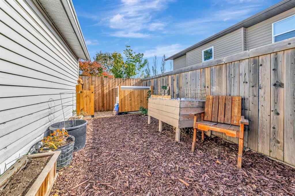 MLS® A2260981 - 4905 21 Street  in Wallacefield Lloydminster, Residential