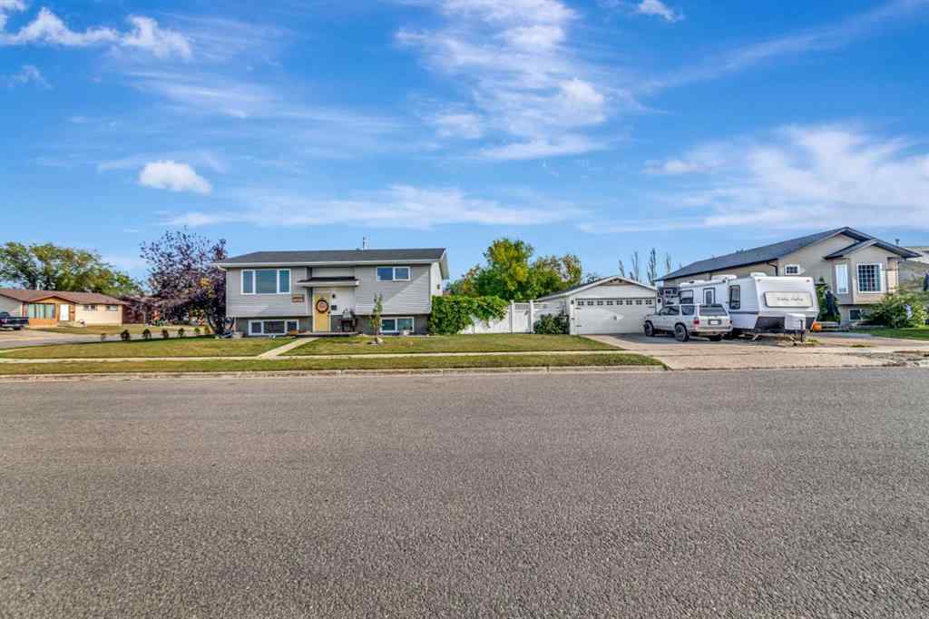 MLS® A2260981 - 4905 21 Street  in Wallacefield Lloydminster, Residential