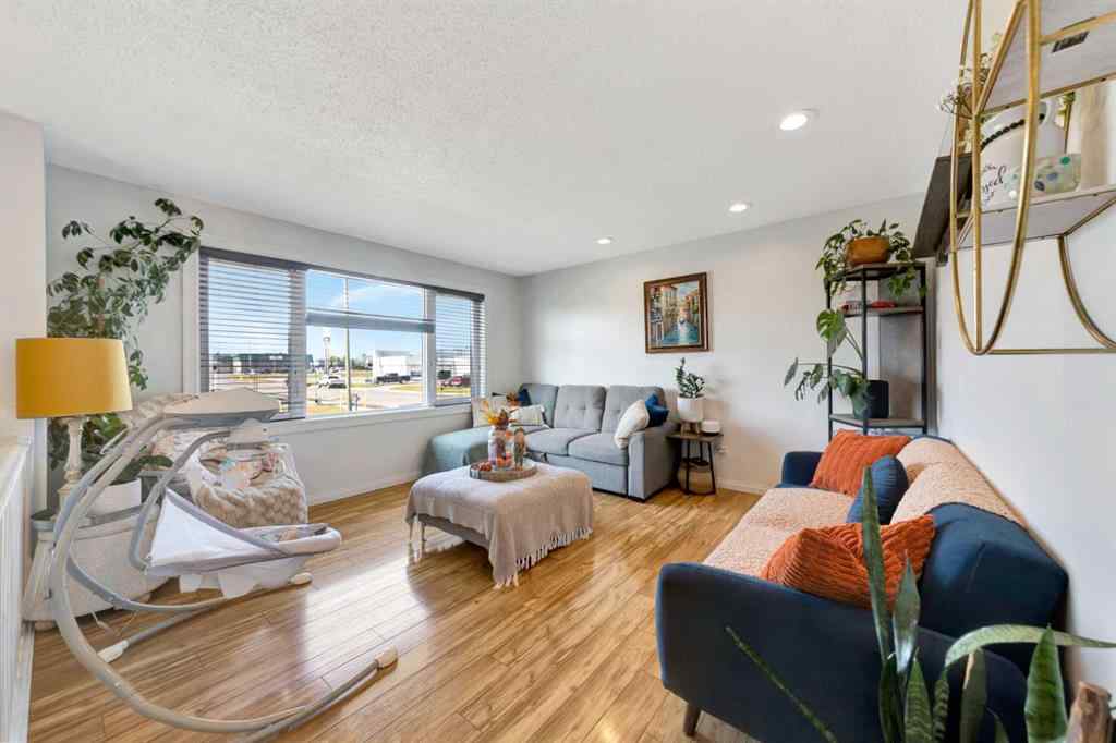 MLS® A2260981 - 4905 21 Street  in Wallacefield Lloydminster, Residential