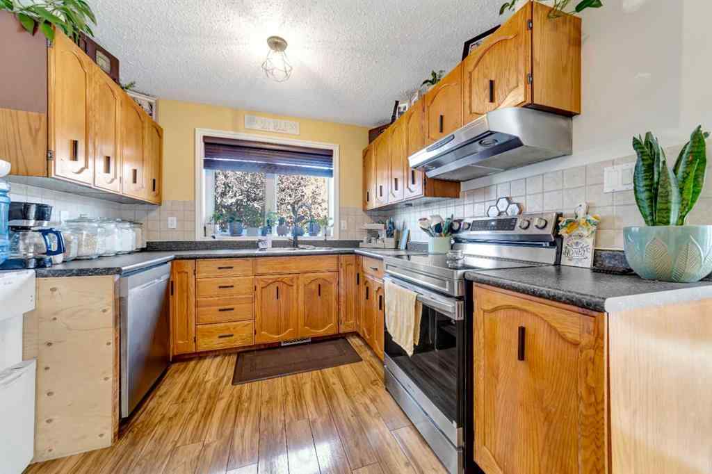 MLS® A2260981 - 4905 21 Street  in Wallacefield Lloydminster, Residential