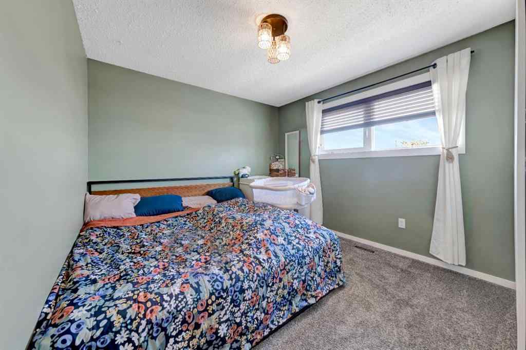 MLS® A2260981 - 4905 21 Street  in Wallacefield Lloydminster, Residential