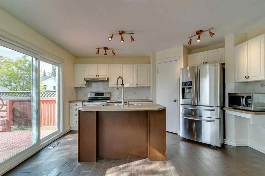 MLS® A2260983 - 51 Inverness Grove SE in McKenzie Towne Calgary, Residential