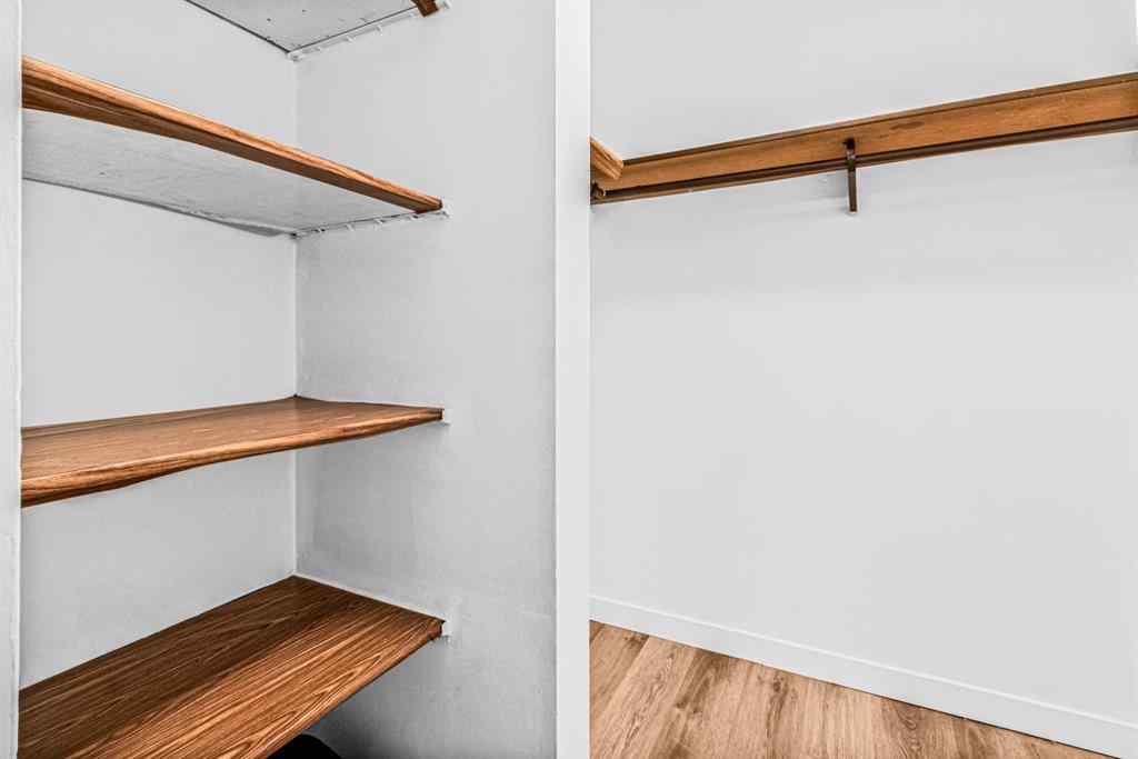 MLS® A2260989 - Unit #205 4512 75 Street NW in Bowness Calgary, Residential