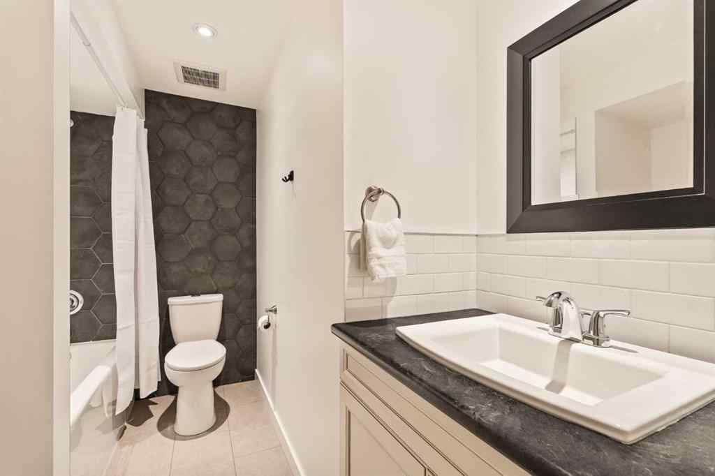 MLS® A2260995 - 151 Kingsbridge Road SE in Kings Heights Airdrie, Residential