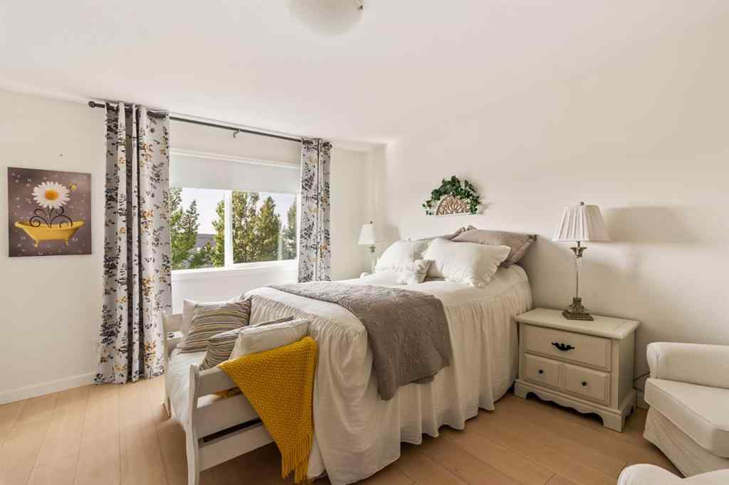 MLS® A2260995 - 151 Kingsbridge Road SE in Kings Heights Airdrie, Residential