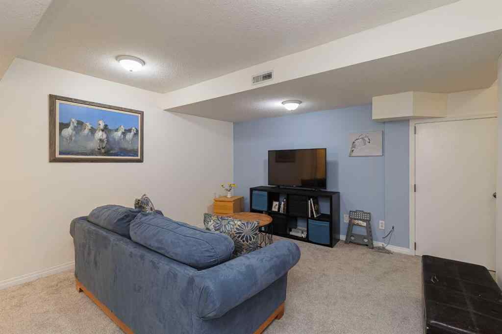 MLS® A2260996 - 25 Chaparral Ridge Terrace SE in Chaparral Calgary, Residential