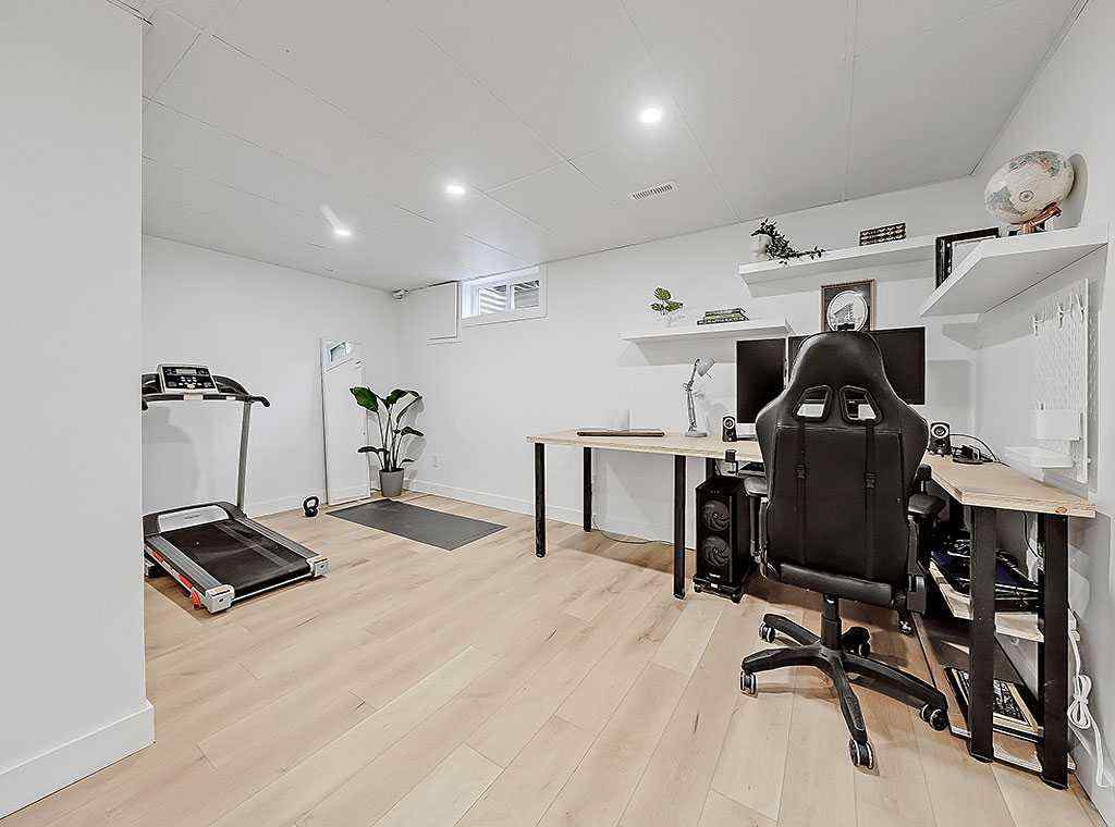 MLS® A2260997 - Unit #155 330 Canterbury Drive SW in Canyon Meadows Calgary, Residential