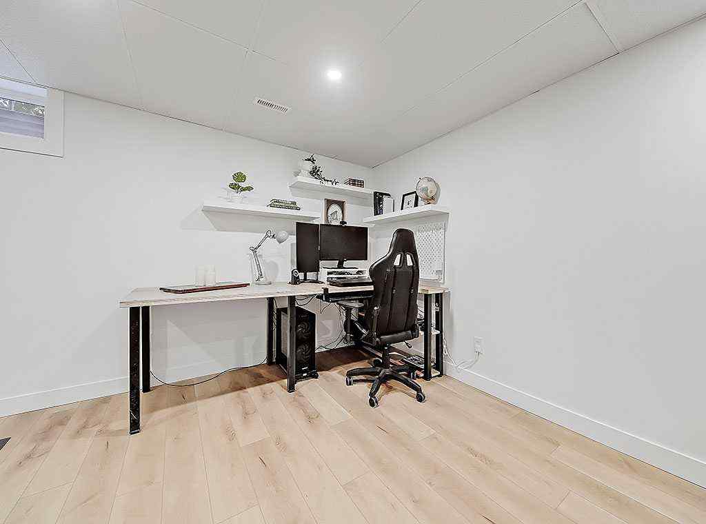 MLS® A2260997 - Unit #155 330 Canterbury Drive SW in Canyon Meadows Calgary, Residential