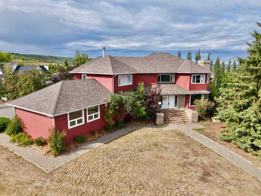 MLS® A2260998 - 10010 89 Street NW in The Pines Peace River, Residential