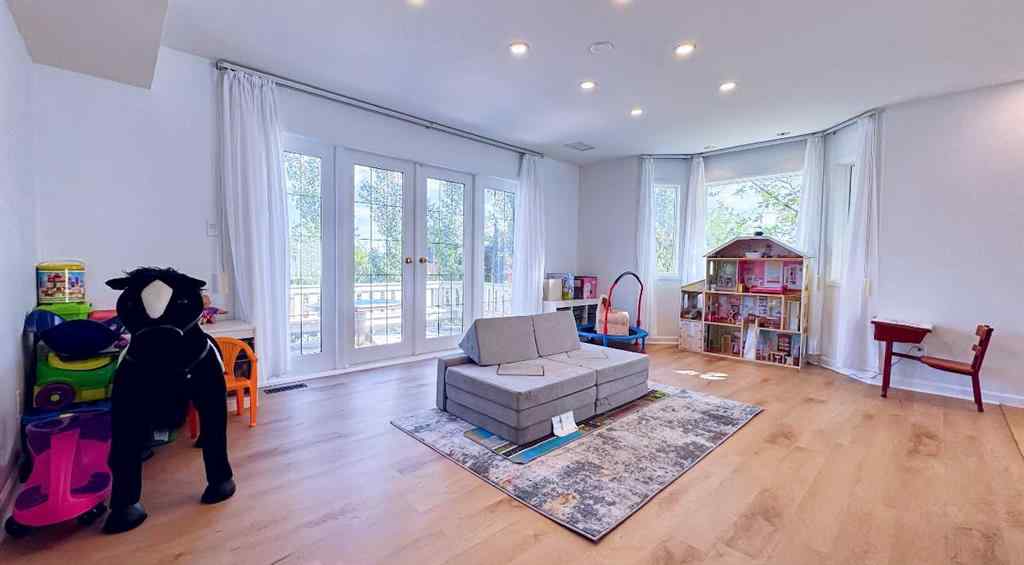 MLS® A2260998 - 10010 89 Street NW in The Pines Peace River, Residential