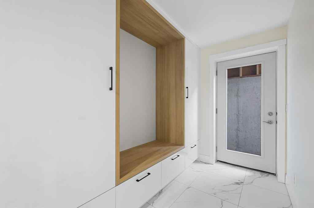 MLS® A2261004 - 54 Malibou Road SW in Meadowlark Park Calgary, Residential