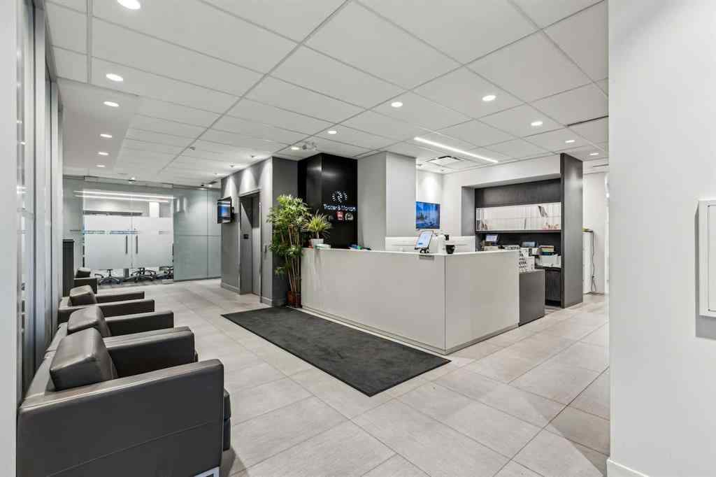 MLS® A2261007 - 5799 3 Street SE in Manchester Industrial Calgary, Commercial