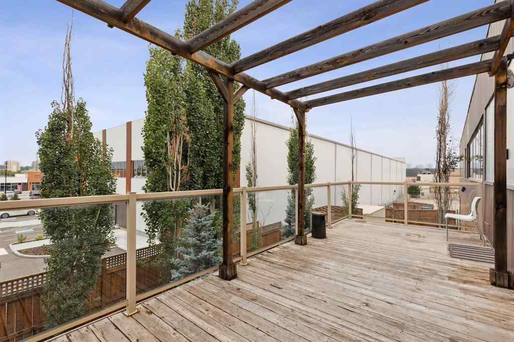 MLS® A2261007 - 5799 3 Street SE in Manchester Industrial Calgary, Commercial