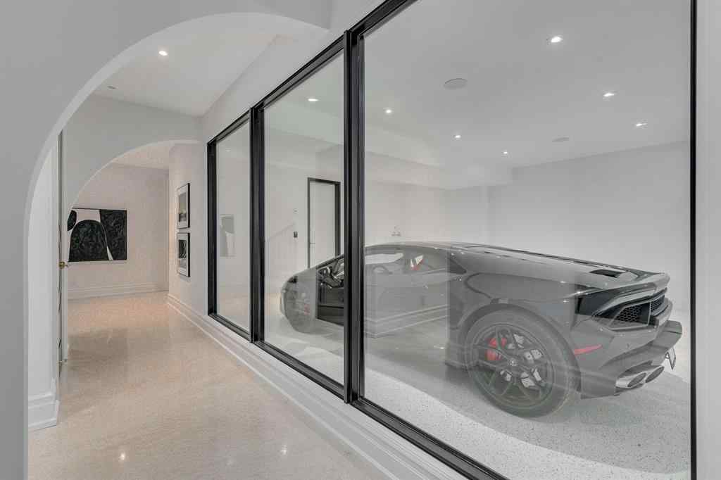 MLS® A2261008 - 109 Roxboro Road SW in Roxboro Calgary, Residential