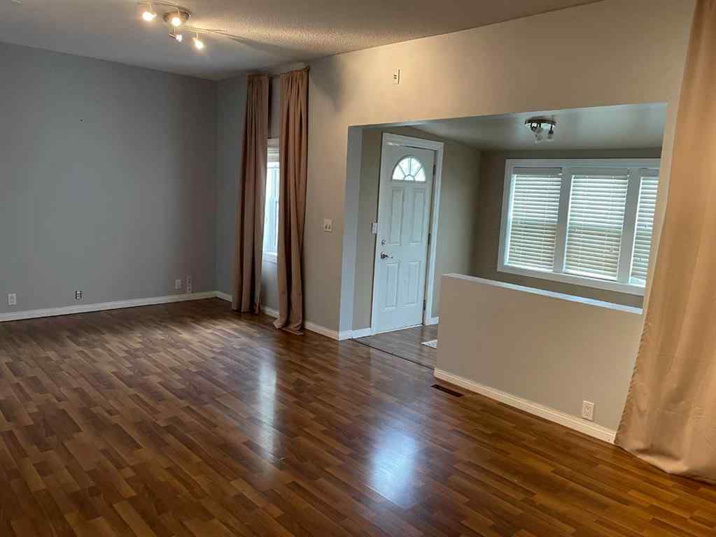 MLS® A2261015 - 10908 102 Avenue  in NONE Fairview, Residential