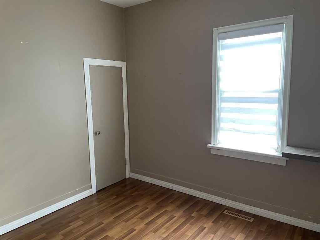 MLS® A2261015 - 10908 102 Avenue  in NONE Fairview, Residential