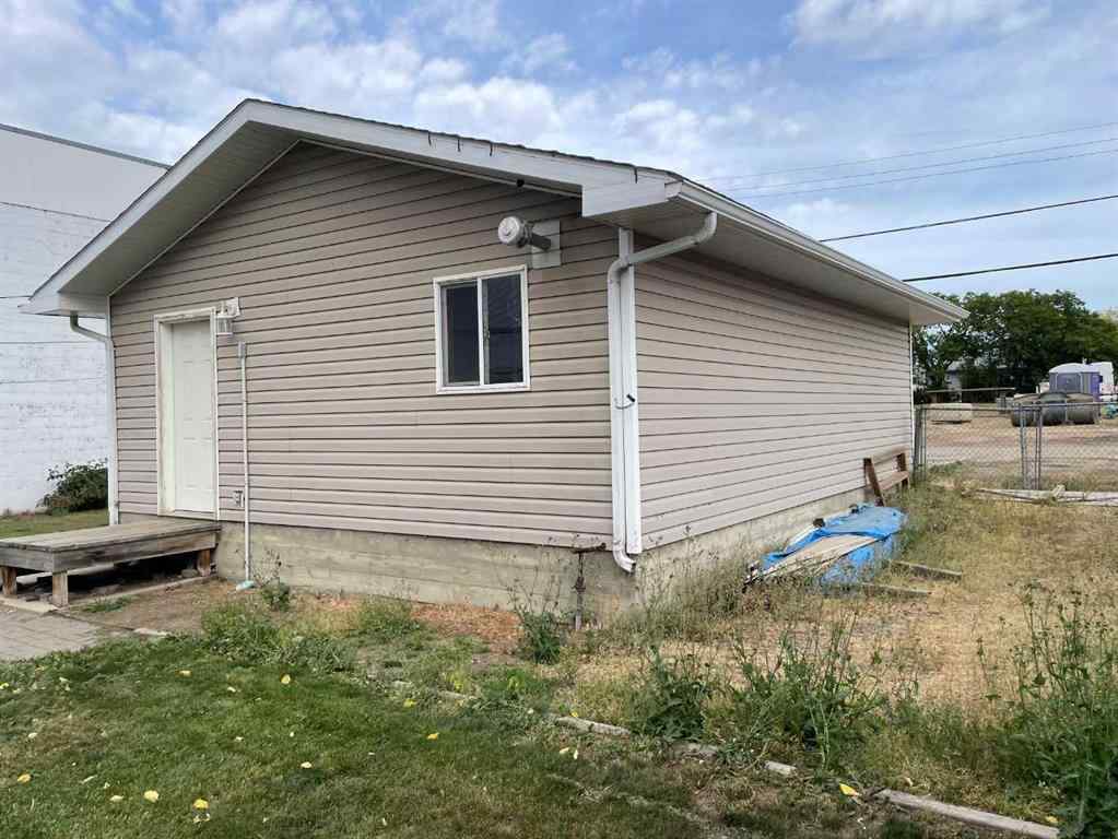 MLS® A2261015 - 10908 102 Avenue  in NONE Fairview, Residential