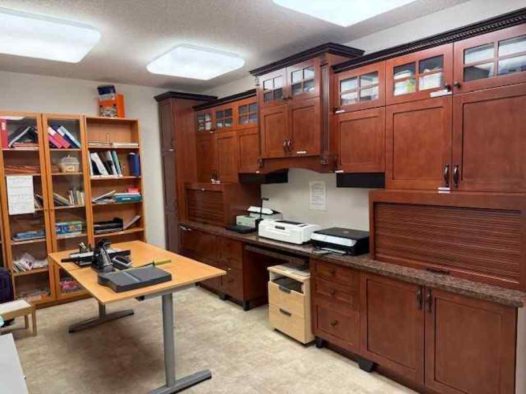 MLS® A2261019 - Unit #101 8715 109 Street  in Richmond Industrial Park Grande Prairie, Commercial