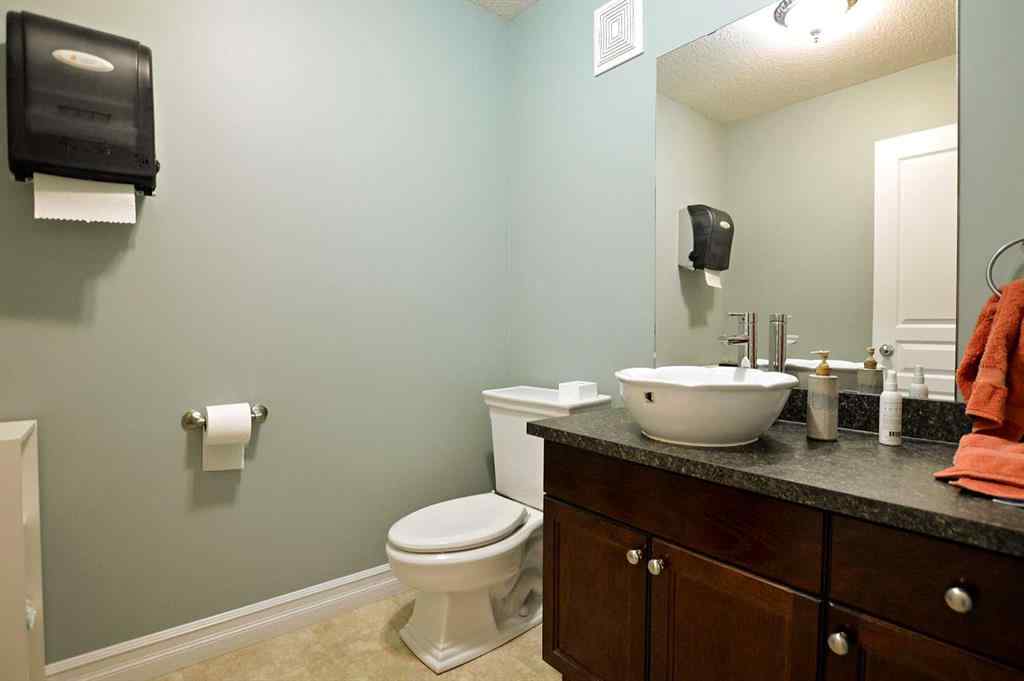 MLS® A2261019 - Unit #101 8715 109 Street  in Richmond Industrial Park Grande Prairie, Commercial