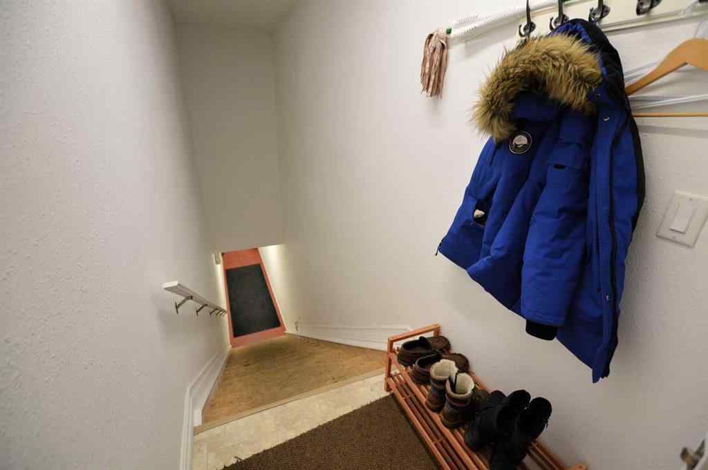 MLS® A2261019 - Unit #101 8715 109 Street  in Richmond Industrial Park Grande Prairie, Commercial