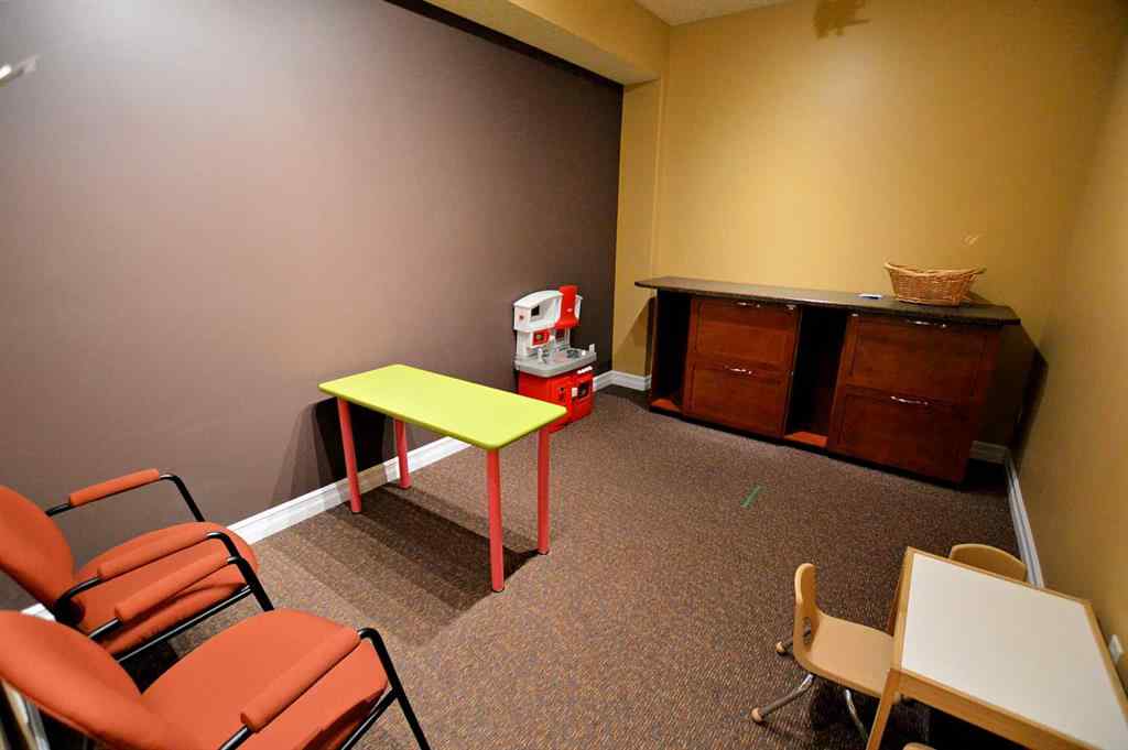 MLS® A2261019 - Unit #101 8715 109 Street  in Richmond Industrial Park Grande Prairie, Commercial