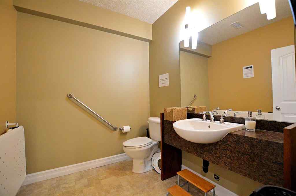 MLS® A2261019 - Unit #101 8715 109 Street  in Richmond Industrial Park Grande Prairie, Commercial