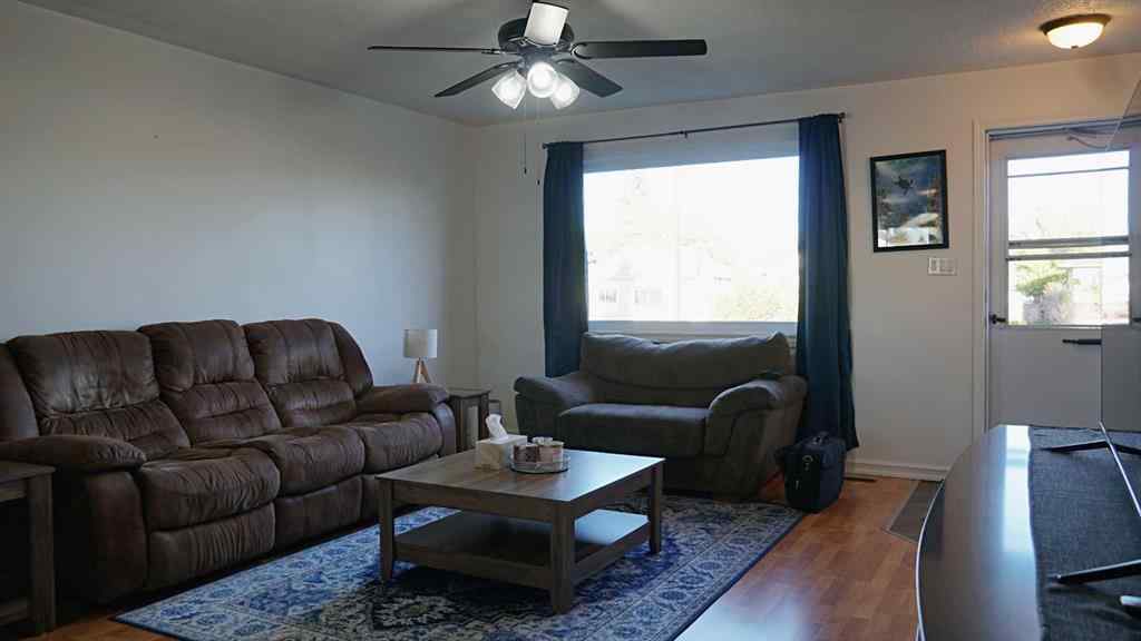 MLS® A2261020 - 5518 50 Street  in Vegreville Vegreville, Residential