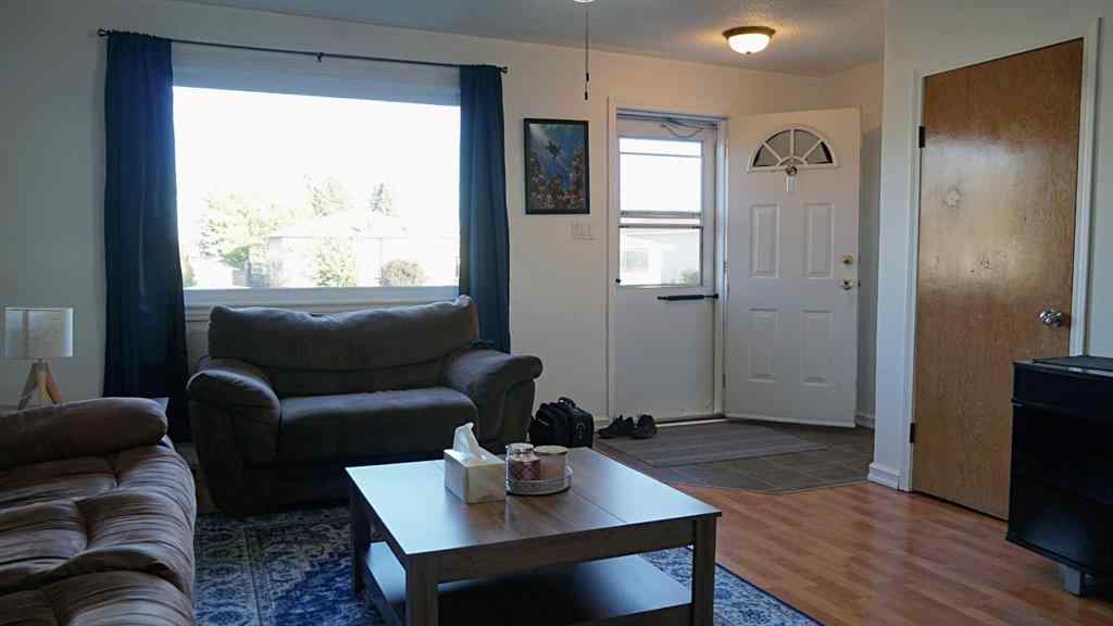 MLS® A2261020 - 5518 50 Street  in Vegreville Vegreville, Residential